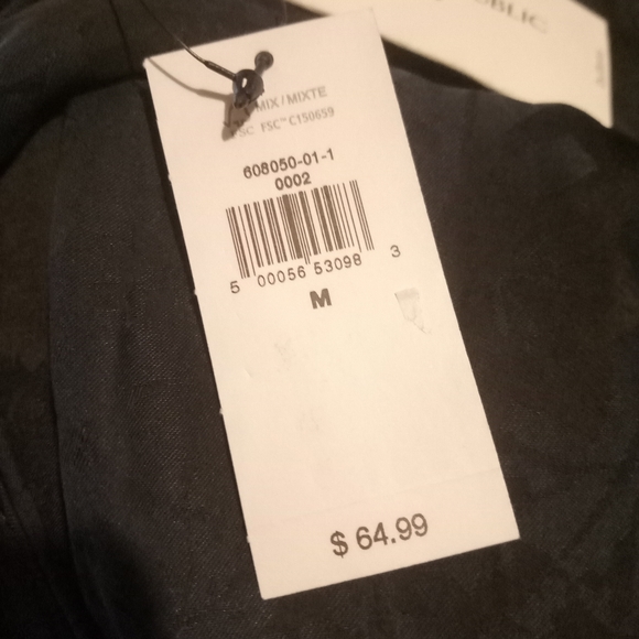 NWT Elegant Black Women's Top - Picture 5 of 5